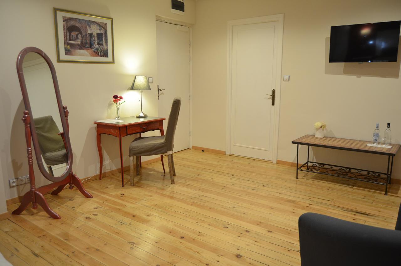 Hotel Lac Et Foret Saint-André-les-Alpes المظهر الخارجي الصورة
