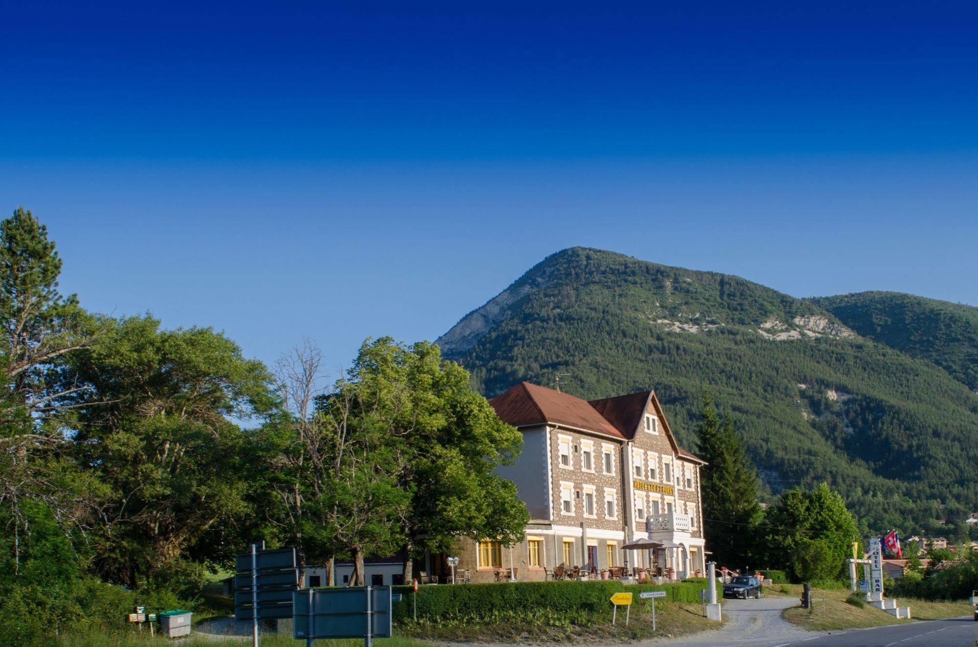 Hotel Lac Et Foret Saint-André-les-Alpes المظهر الخارجي الصورة